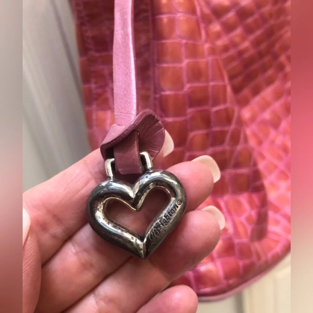 BRIGHTON 💗 Pink Crocodile Embossed Shoulder Bag! Super Cute! Perfect size! - Picture 11 of 12